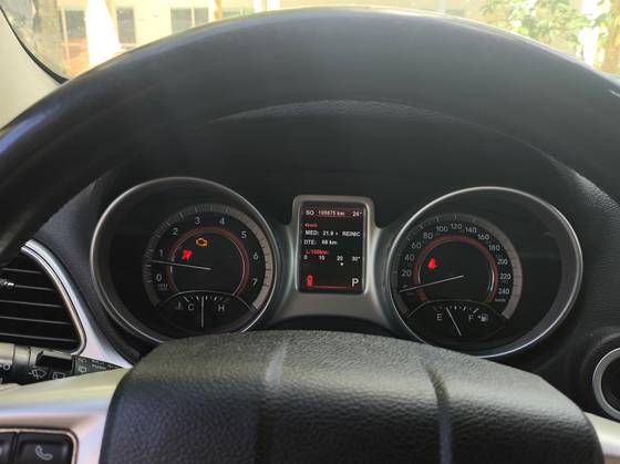 FIAT FREEMONT 2.4 PRECISION 16V GASOLINA 4P AUTOMÁTICO